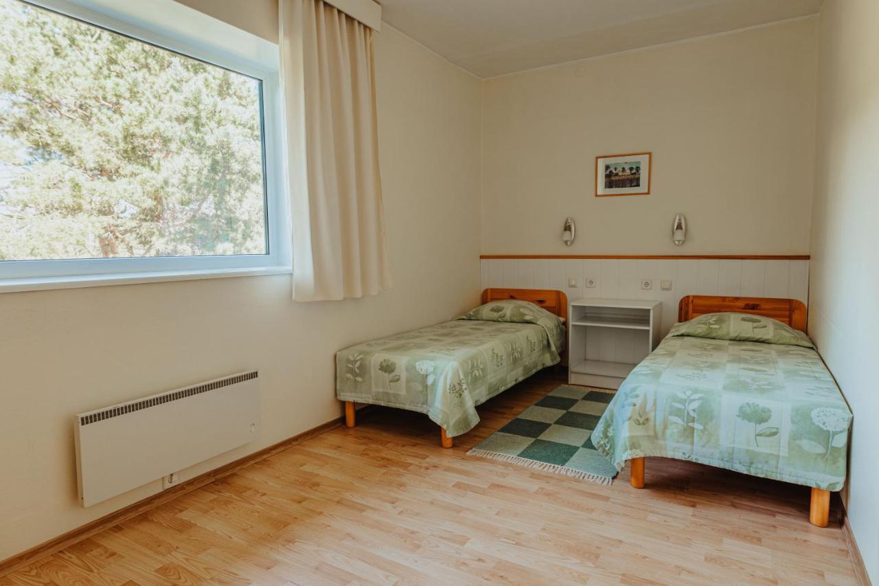 Staadioni Hotel Курессааре Экстерьер фото