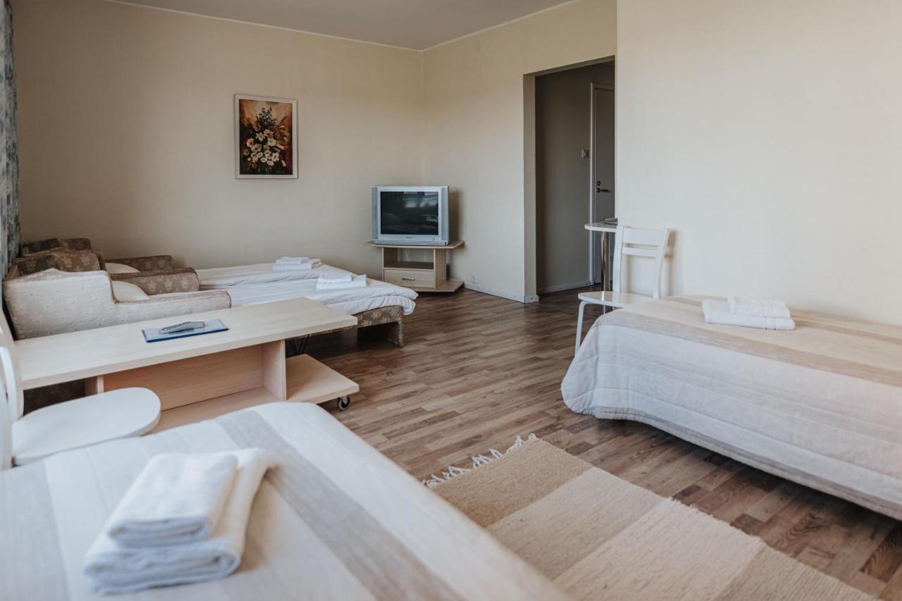 Staadioni Hotel Курессааре Экстерьер фото