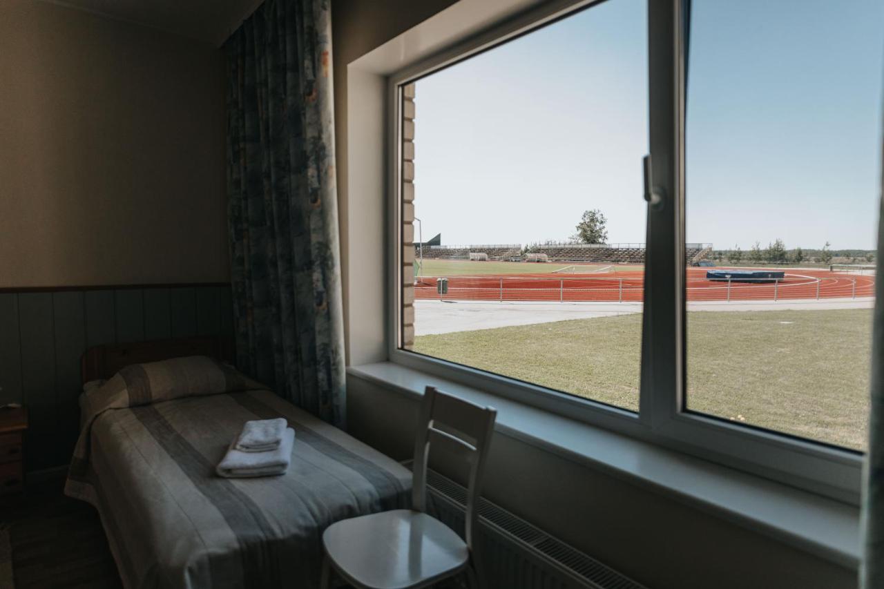 Staadioni Hotel Курессааре Экстерьер фото