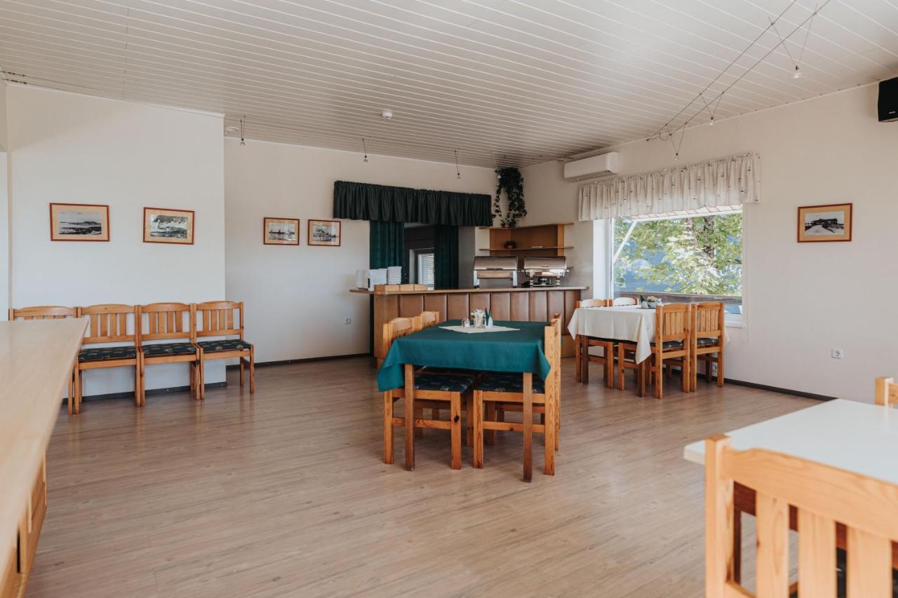 Staadioni Hotel Курессааре Экстерьер фото