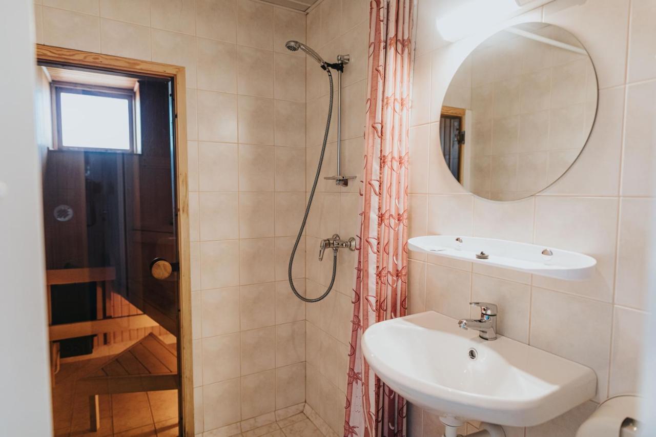 Staadioni Hotel Курессааре Экстерьер фото