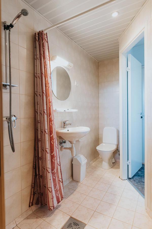 Staadioni Hotel Курессааре Экстерьер фото